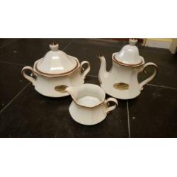 Bavaria Winterling servies, theepot, melkkan. Goede staat!