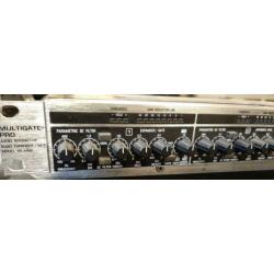 Behringer Multigate Pro XR 4400