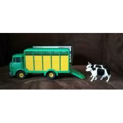 Dinky toys 577 Betaillere Berliet