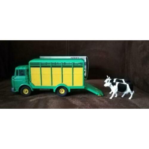 Dinky toys 577 Betaillere Berliet