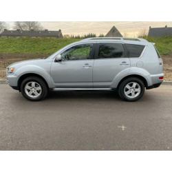 Mitsubishi Outlander 2.0 Intro Edition Trekhaak,Half leer,na