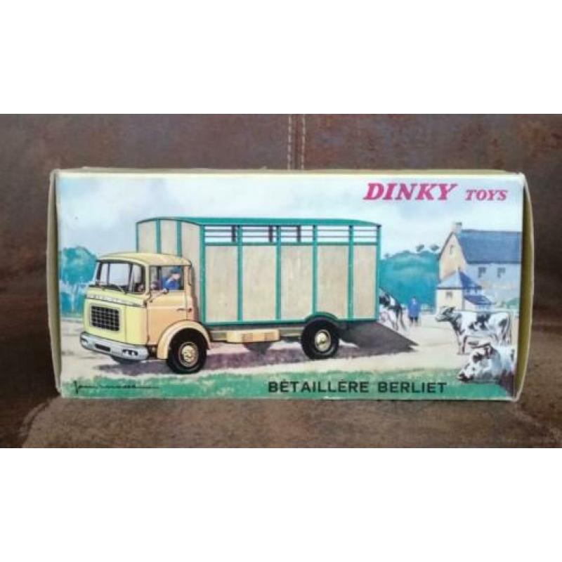 Dinky toys 577 Betaillere Berliet