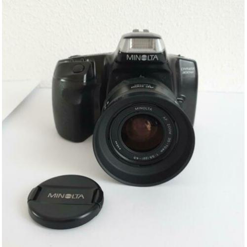 Minolta Dynax 300Si 35mm SLR Film Camera 35-70mm AF Zoom