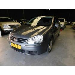 Volkswagen Golf 2.0 FSI Sportline Business