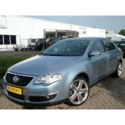 Volkswagen PASSAT PASSAT; FSI 85 KW Navigatiesysteem Airco N