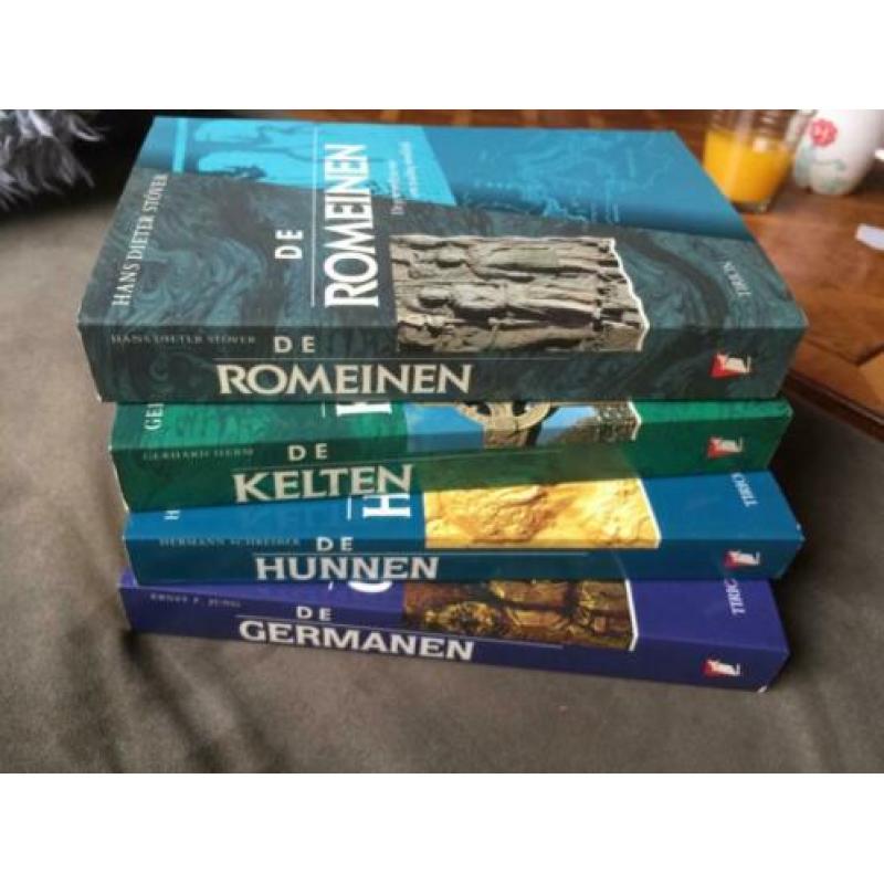 4 delen geschiedenis Germanen, Romeinen, Kelten, De Hunnen