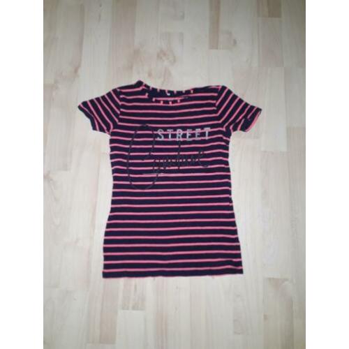 Mooi streepjes shirt van Name it (122-128)
