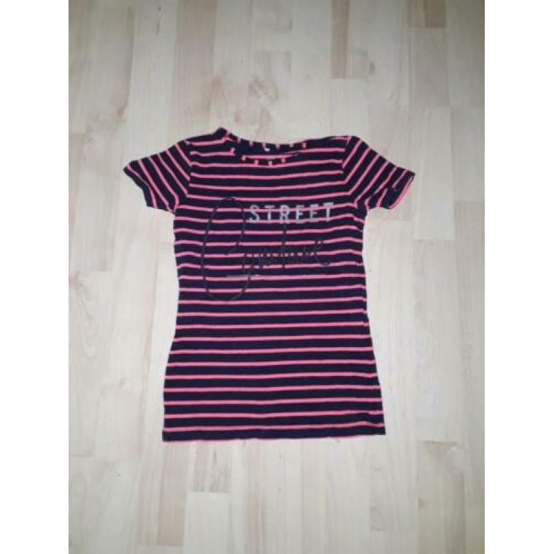 Mooi streepjes shirt van Name it (122-128)