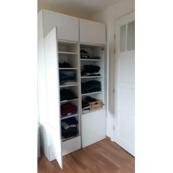 Twee PAX kledingkasten hoogglans wit