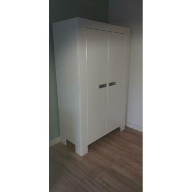 Bobita - COMPLETE KAMER 3-delig