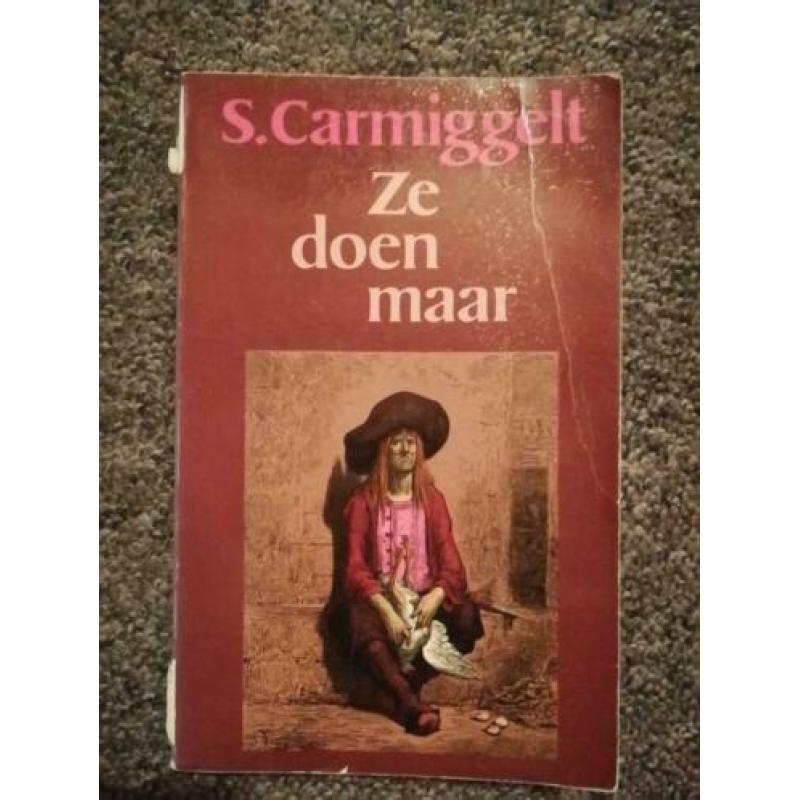diverse boeken S. Carmiggelt