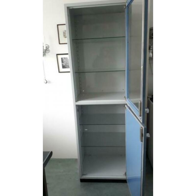 Baisch apothekerskast apothekers kast