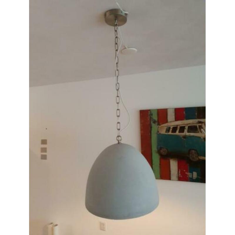 Betonnen hanglampen 2 stuks aan ketting
