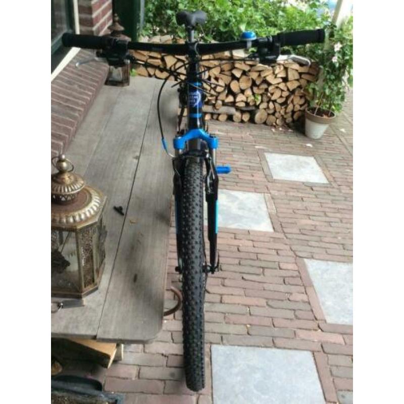 MTB opgeknapt met Volvo logo 29 inch