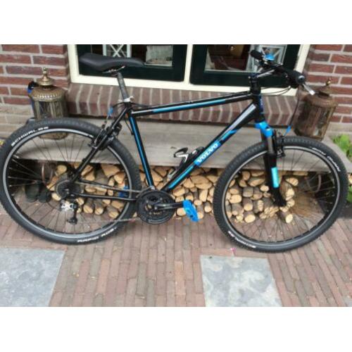 MTB opgeknapt met Volvo logo 29 inch