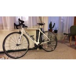 Isaac Kaon+ 52 racefiets