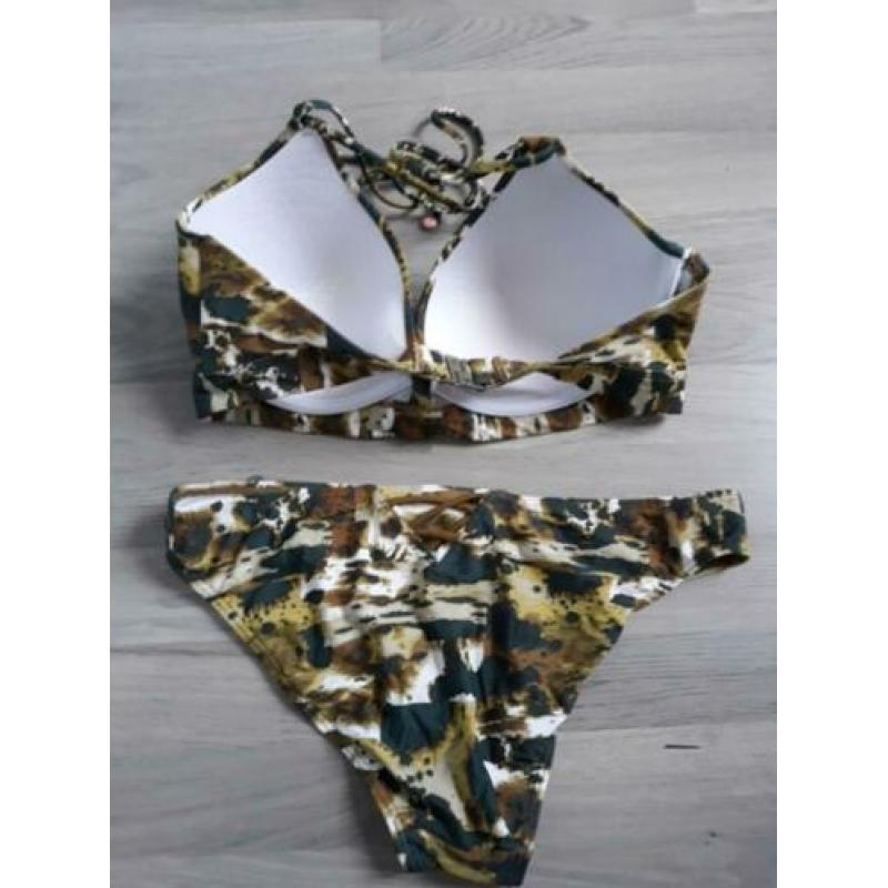bikini van BEACHLIFE zgan € 25.-