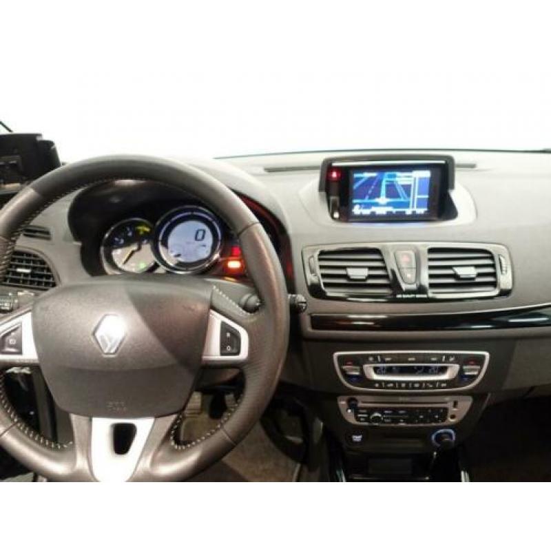 Renault Mégane Estate 1.5 DCI Bose uitv, Navi, ECC, PDC, LED