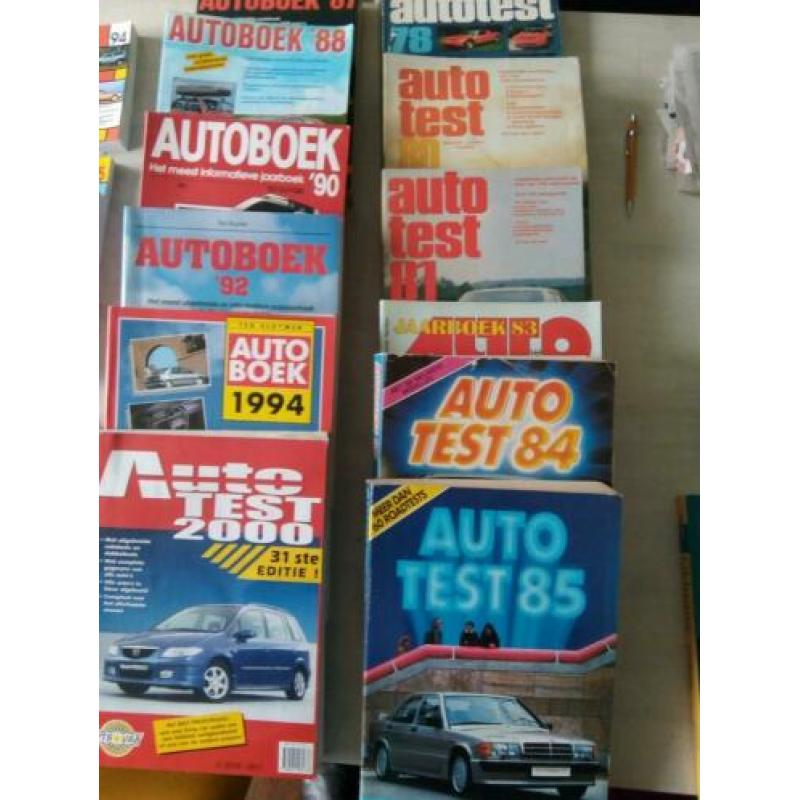 Een keur aan auto boeken 25 stuk 1966 tot 2000!