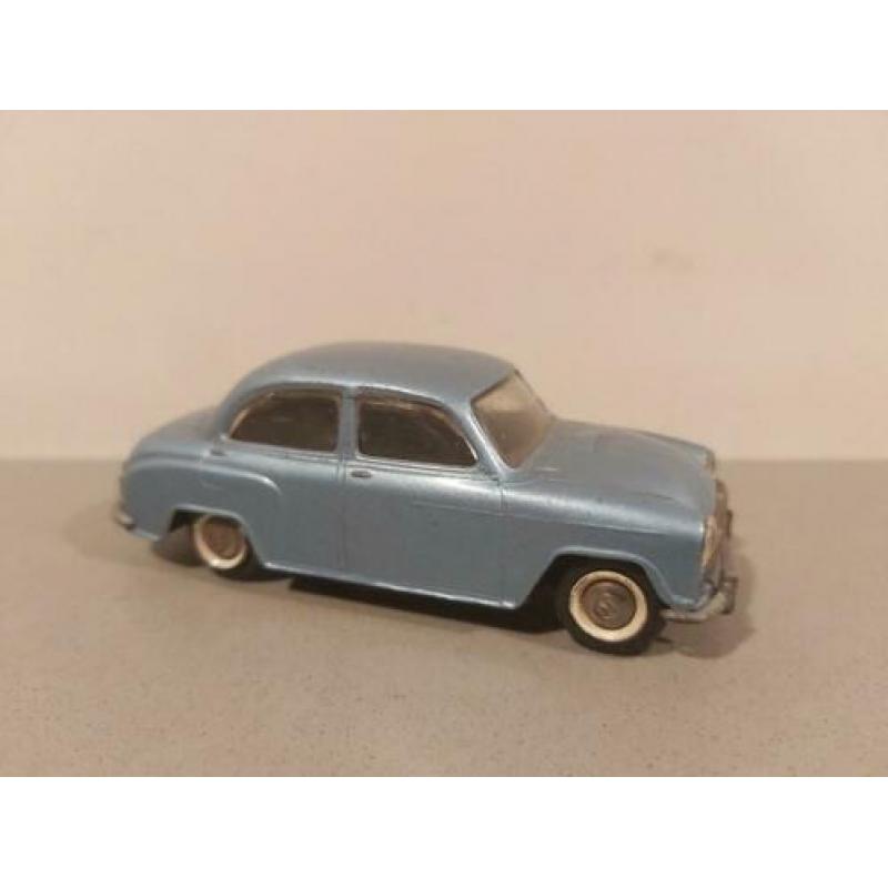Tekno Danmark Morris Oxford 1/43
