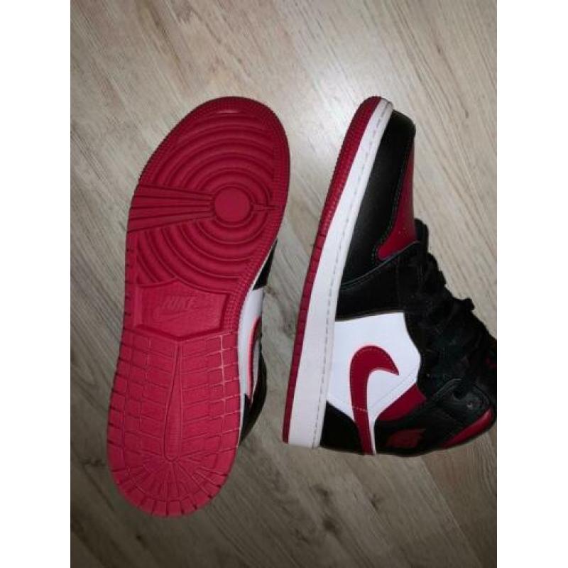 Nike Air Jordan 1 mid 38,5