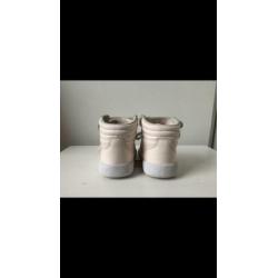 Reebok maat 18,5 lichtrose