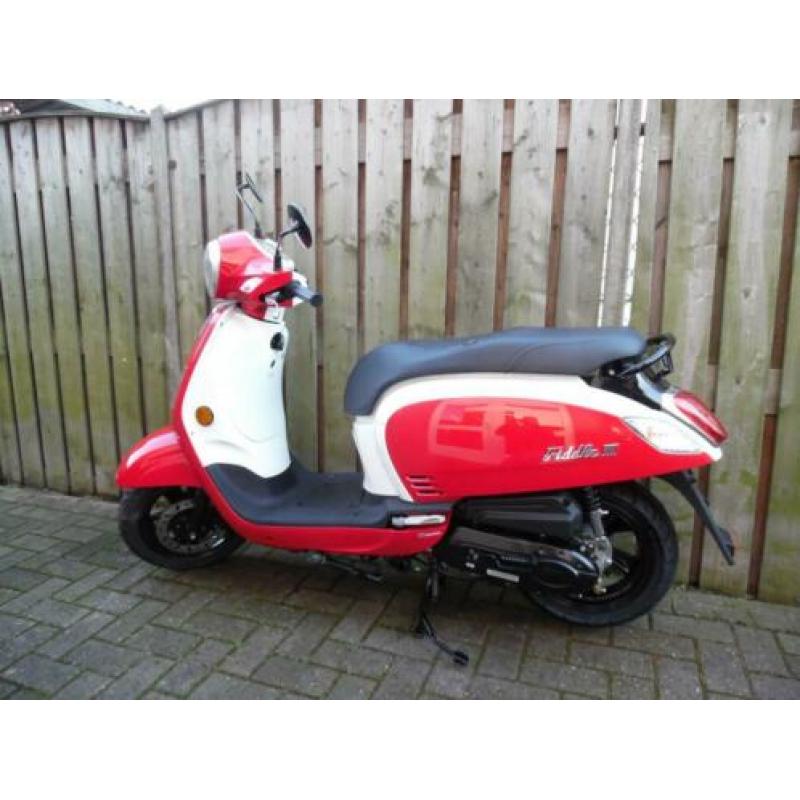 Sym Fiddle 3 / III snor EURO4 NIEUW / 2020 0KM ROOD/WIT