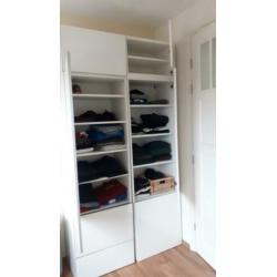 Twee PAX kledingkasten hoogglans wit
