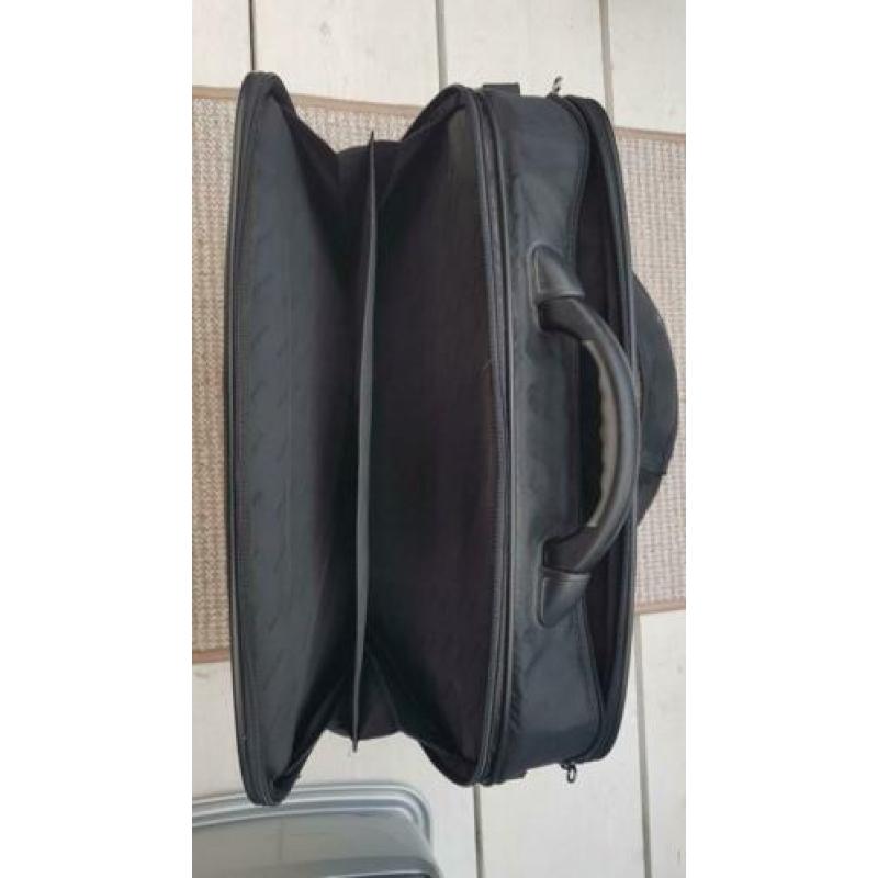 LAPTOPTAS ZWART TARGUS LAPTOP TAS Schouder tas schooltas