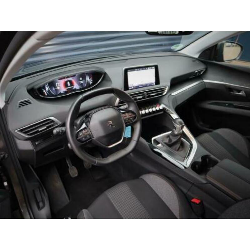 PEUGEOT 5008 1.2 PureTech 130pk BL Executive| Camera| Sensor