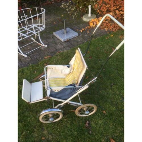 oude pousette / kinderwagen (SOUPLEX)