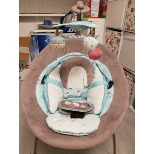Baby schommel massage stoel.