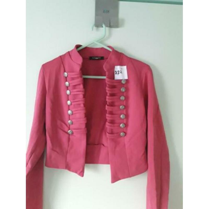 272. Roze bolero maat S nieuw