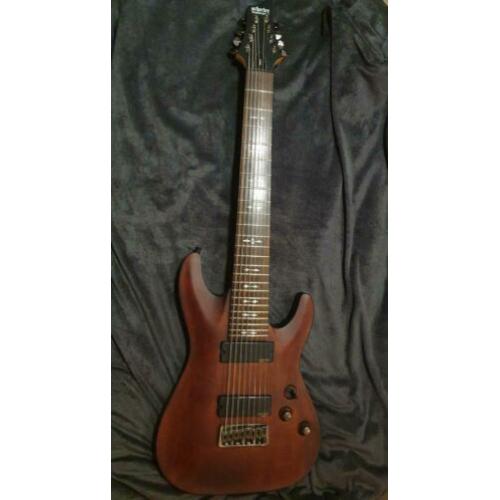 Schecter Omen-8 ( 8 string / 8 snarig )