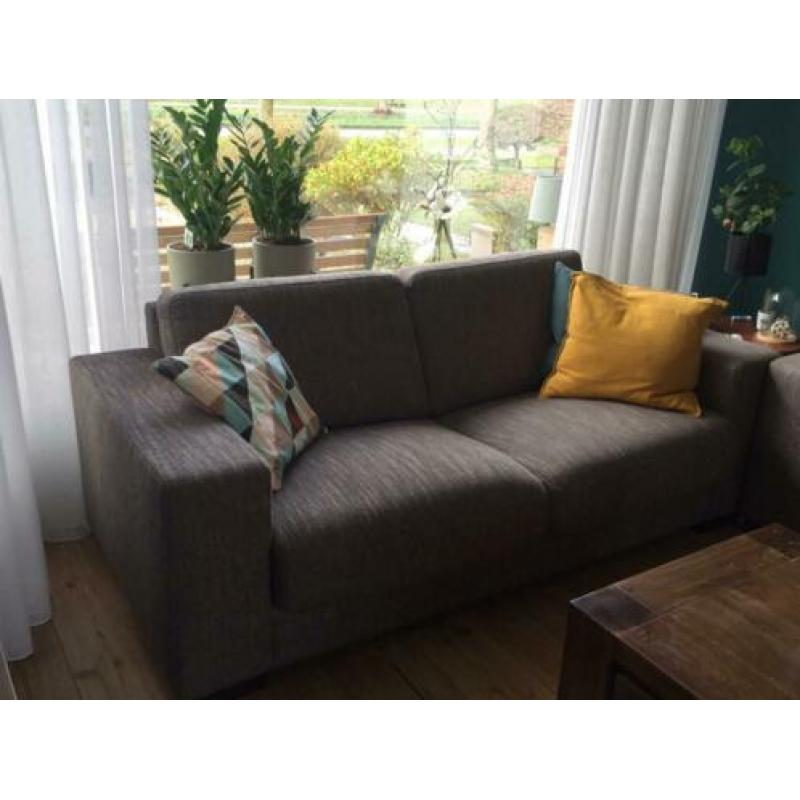 Mooie bruine 2- en 3-zits bank