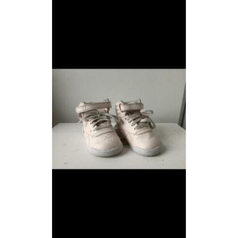 Reebok maat 18,5 lichtrose