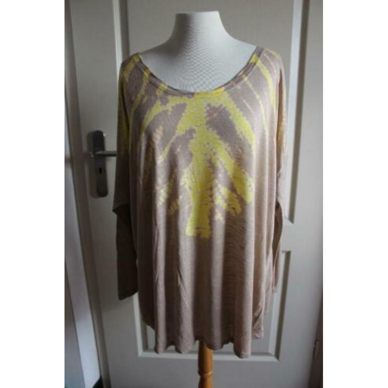 ZGAN top van TOW BY VINCE CAMUTO maat L