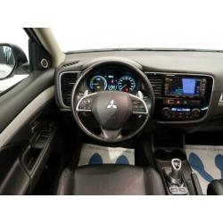 Mitsubishi Outlander 2.0 PHEV INSTYLE + 4WD Aut, Schuifdak,