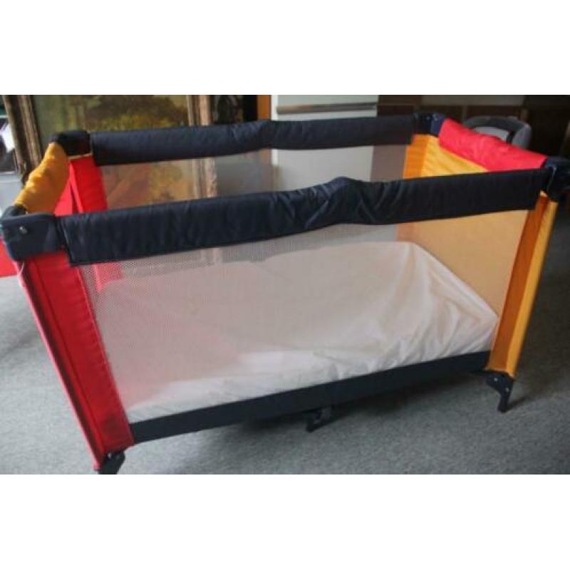 Campingbed met extra dik matras