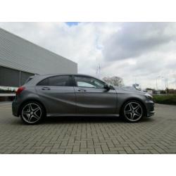 Mercedes-Benz A-Klasse 180 AMG Line Automaat Navigatie Night