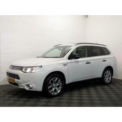 Mitsubishi Outlander 2.0 PHEV INSTYLE + 4WD Aut, Schuifdak,