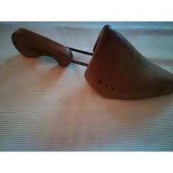 antieke houten schoenleesten