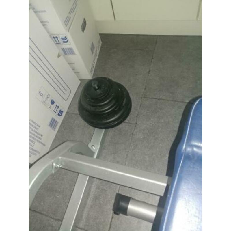 Kettler bankdruk bankje en gewichten + stang