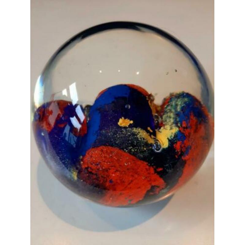 Presse papier blauw geel rood 8cm !