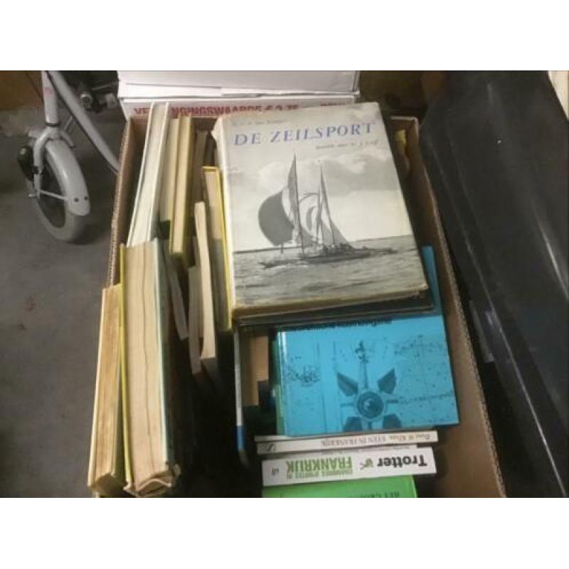 9 dozen vol met mooie boeken, ong. 250 boeken