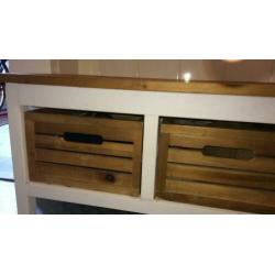 Kastje / TV meubel / dressoirtje wit met teak