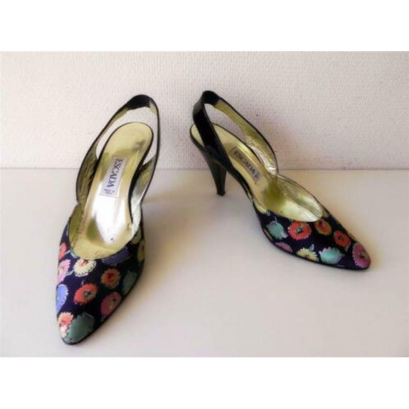 1490 VINTAGE Escada sexy slingback pumps 38 39