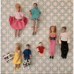 Lundby poppenhuis 6 popjes + baby