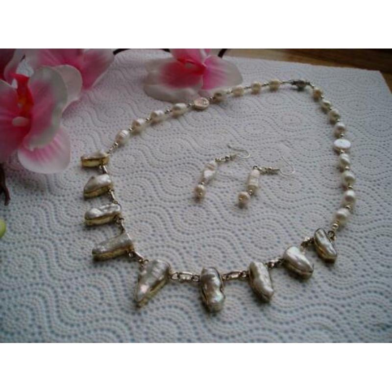 BIWA PARELS Ketting Verzilverd met Oorbellen