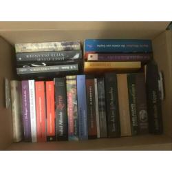 9 dozen vol met mooie boeken, ong. 250 boeken